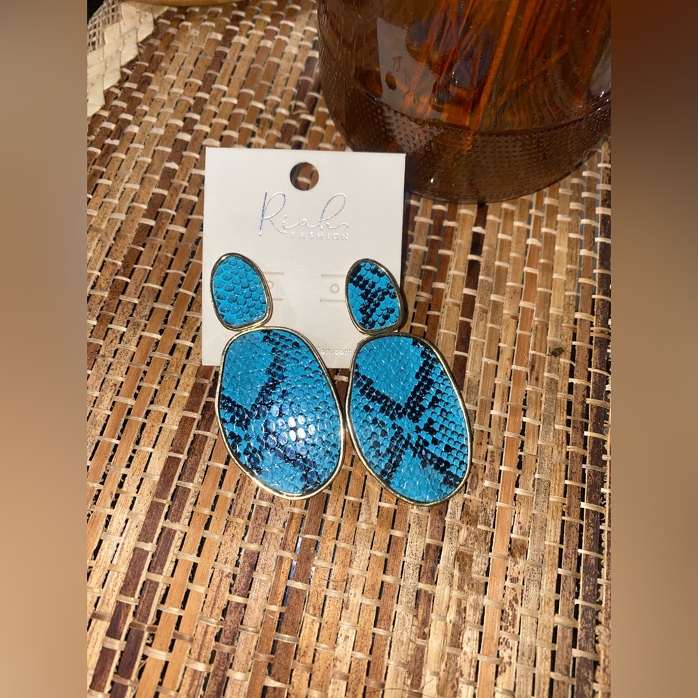 Riah Earrings Turquoise and Snakeskin